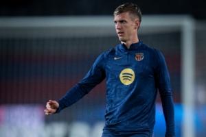 8868在线官网登录入口-踢点球受伤！官方：奥尔莫右腿内收肌受伤，恢复时间三周