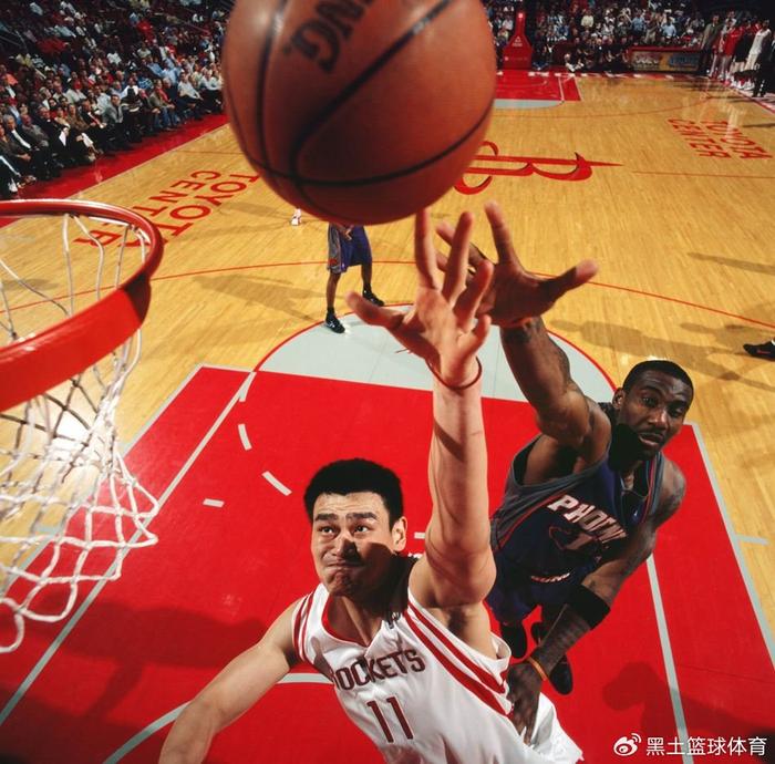 8868在线官网登录入口-当年姚明面对老鹰砍下生涯新高41分16板，在当时是什么水平？