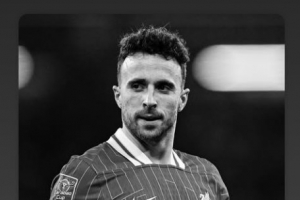 苏亚雷斯更新社交媒体悼念若塔：