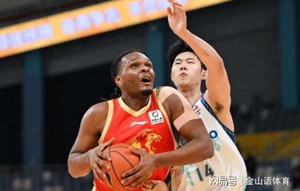 8868在线官网登录入口-有意思！兄弟俩同台，哥哥0分，正负值+12；弟弟16分，正负值-20