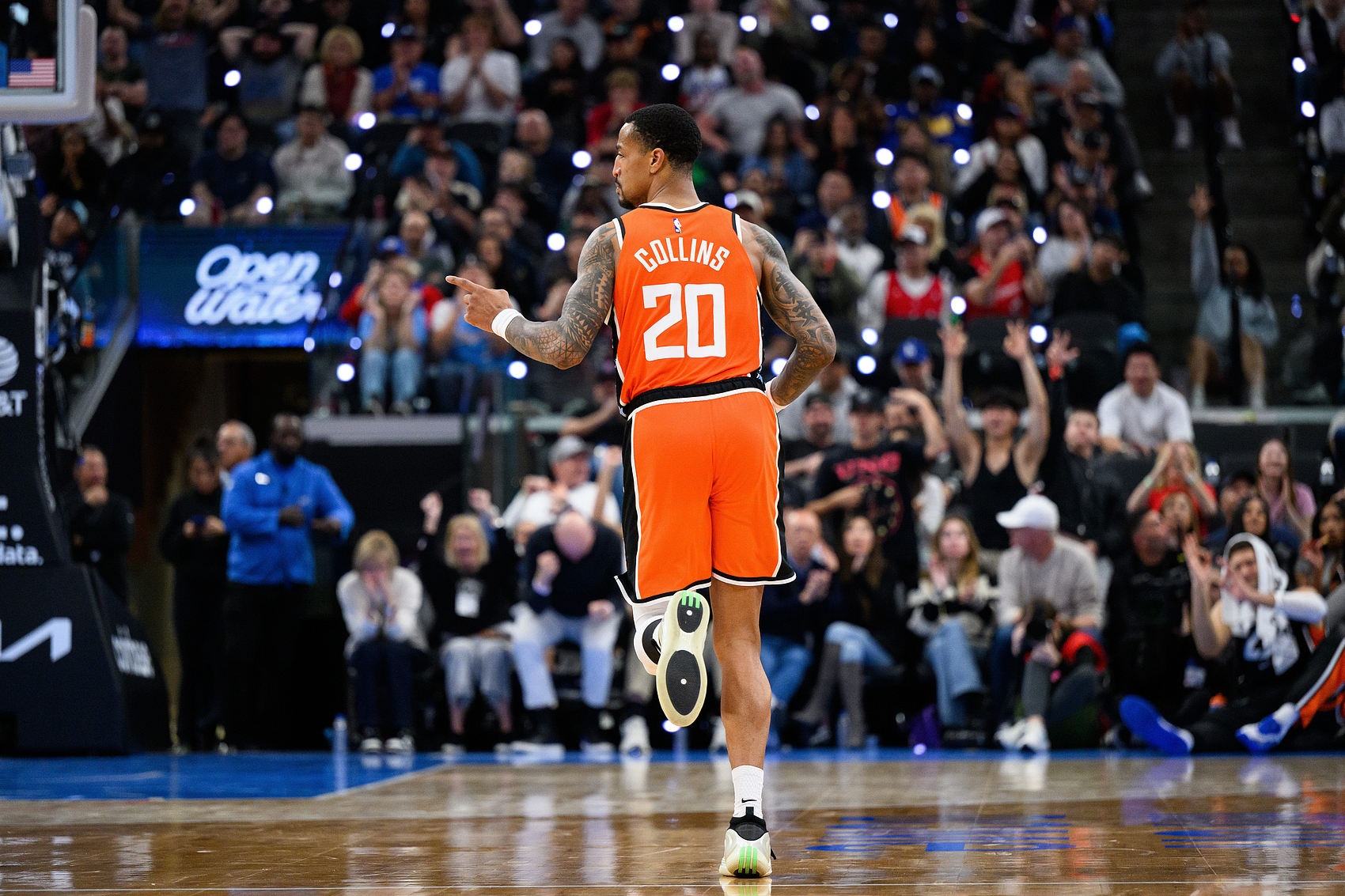 快船明日迎战步行者 小卡加兰继续出战 科林斯颈部拉伤缺阵