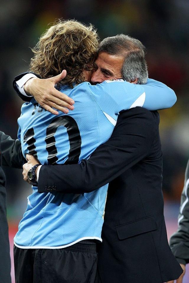 8868在线官网登录入口-塔瓦雷斯尊称大师 不只因培养出福兰苏牙卡瓦尼